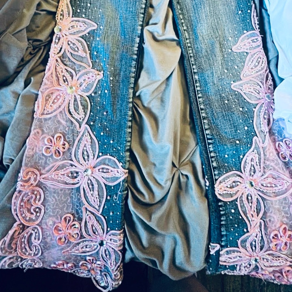 RARE VINTAGE Miss Sixty Low Rise Flare with Beaded Pink Floral Embroidery